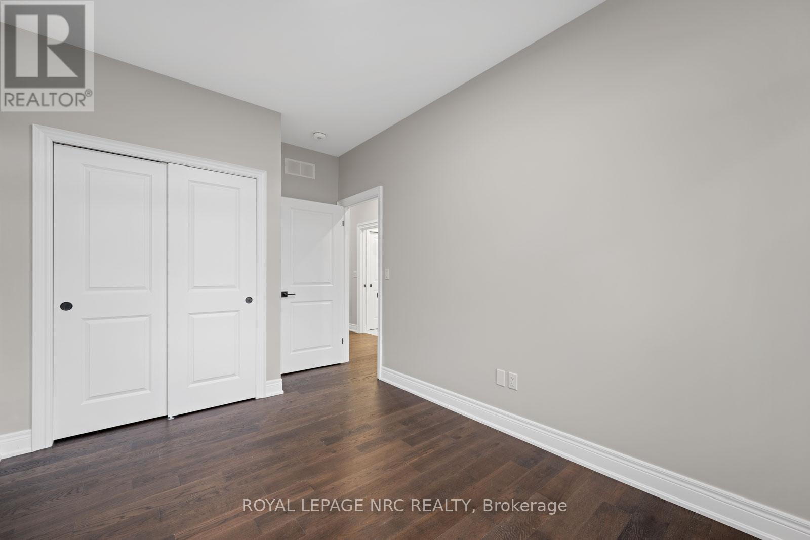 734 Clarence Street, Port Colborne, Ontario  L3K 0A8 - Photo 6 - X9369173