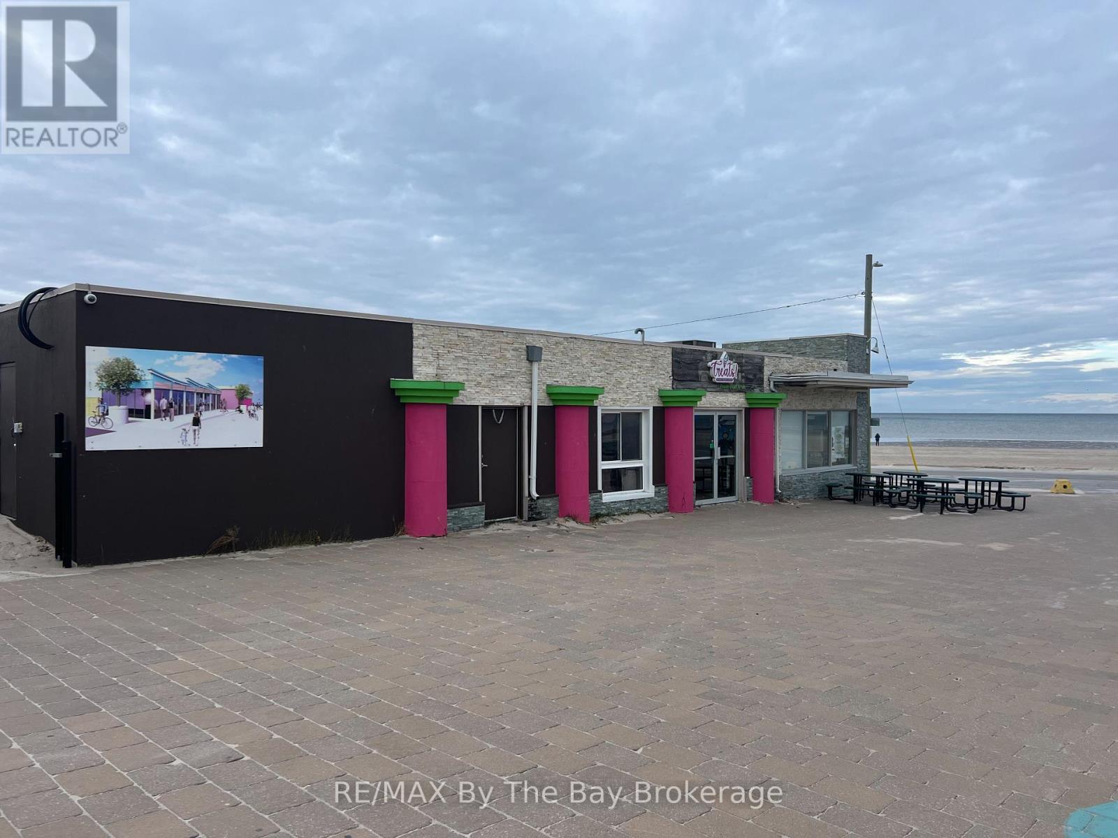 Unit B - 10 Main Street W, Wasaga Beach, Ontario  L9Z 2K3 - Photo 19 - S11882270