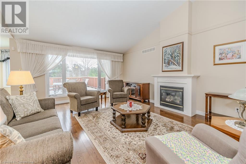 64 Cottonwood CrescentCambridge, Ontario  N1T 2J1 - Photo 12 - 40682831
