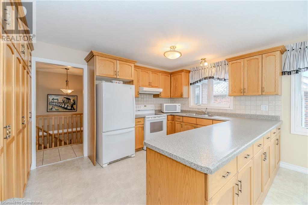 64 Cottonwood CrescentCambridge, Ontario  N1T 2J1 - Photo 16 - 40682831