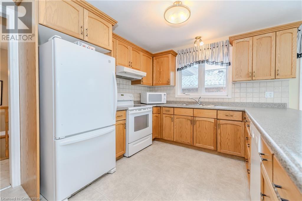 64 Cottonwood CrescentCambridge, Ontario  N1T 2J1 - Photo 18 - 40682831