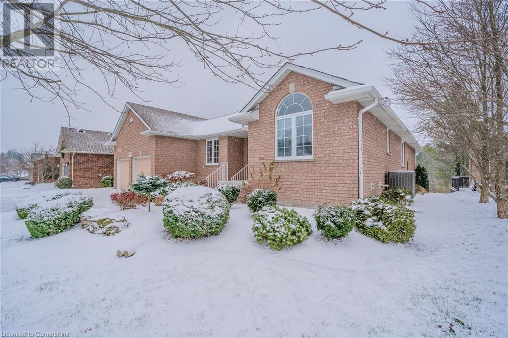 64 Cottonwood CrescentCambridge, Ontario  N1T 2J1 - Photo 3 - 40682831