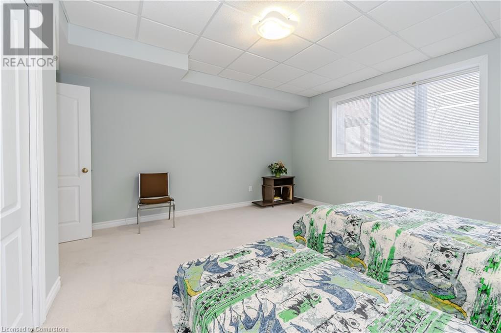 64 Cottonwood CrescentCambridge, Ontario  N1T 2J1 - Photo 35 - 40682831