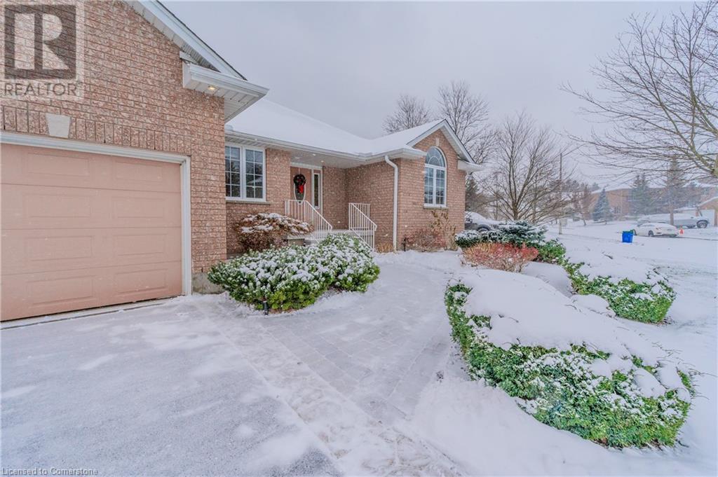 64 Cottonwood CrescentCambridge, Ontario  N1T 2J1 - Photo 4 - 40682831