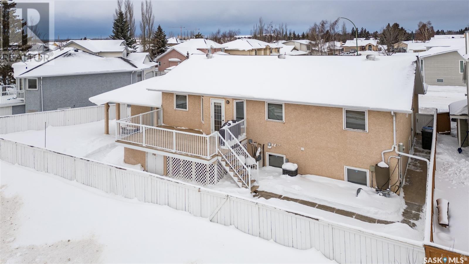 523 Mahon Drive, Prince Albert, Saskatchewan  S6V 7Z8 - Photo 41 - SK989170