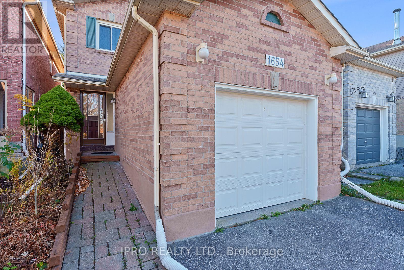 1654 MCBRADY CRESCENT, Pickering, Ontario