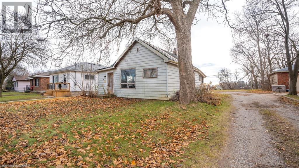 202 Charing Cross Street, Brantford, Ontario  N3R 2J5 - Photo 4 - 40678002