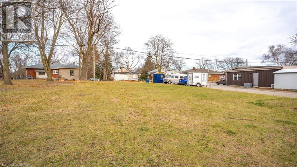 202 Charing Cross Street, Brantford, Ontario  N3R 2J5 - Photo 8 - 40678002