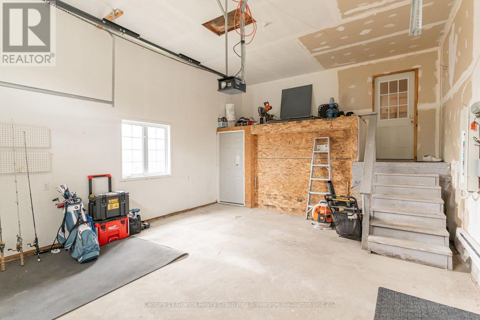 8 Mckay Street, Minden Hills, Ontario  K0M 2K0 - Photo 35 - X10439299