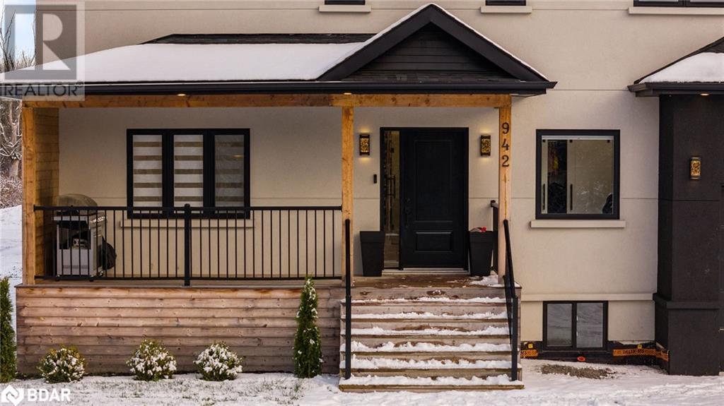 942 Essa Road, Barrie, Ontario  L9J 0A7 - Photo 2 - 40680344