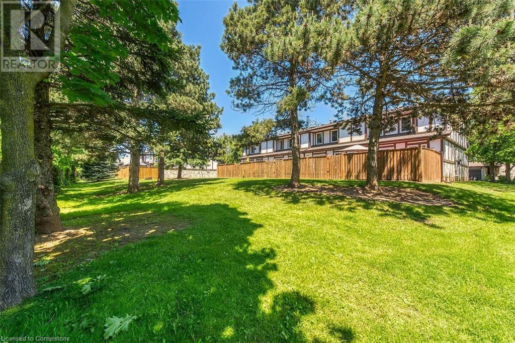 2200 Glenwood School Drive Unit# 42, Burlington, Ontario  L7R 4H3 - Photo 5 - 40683452