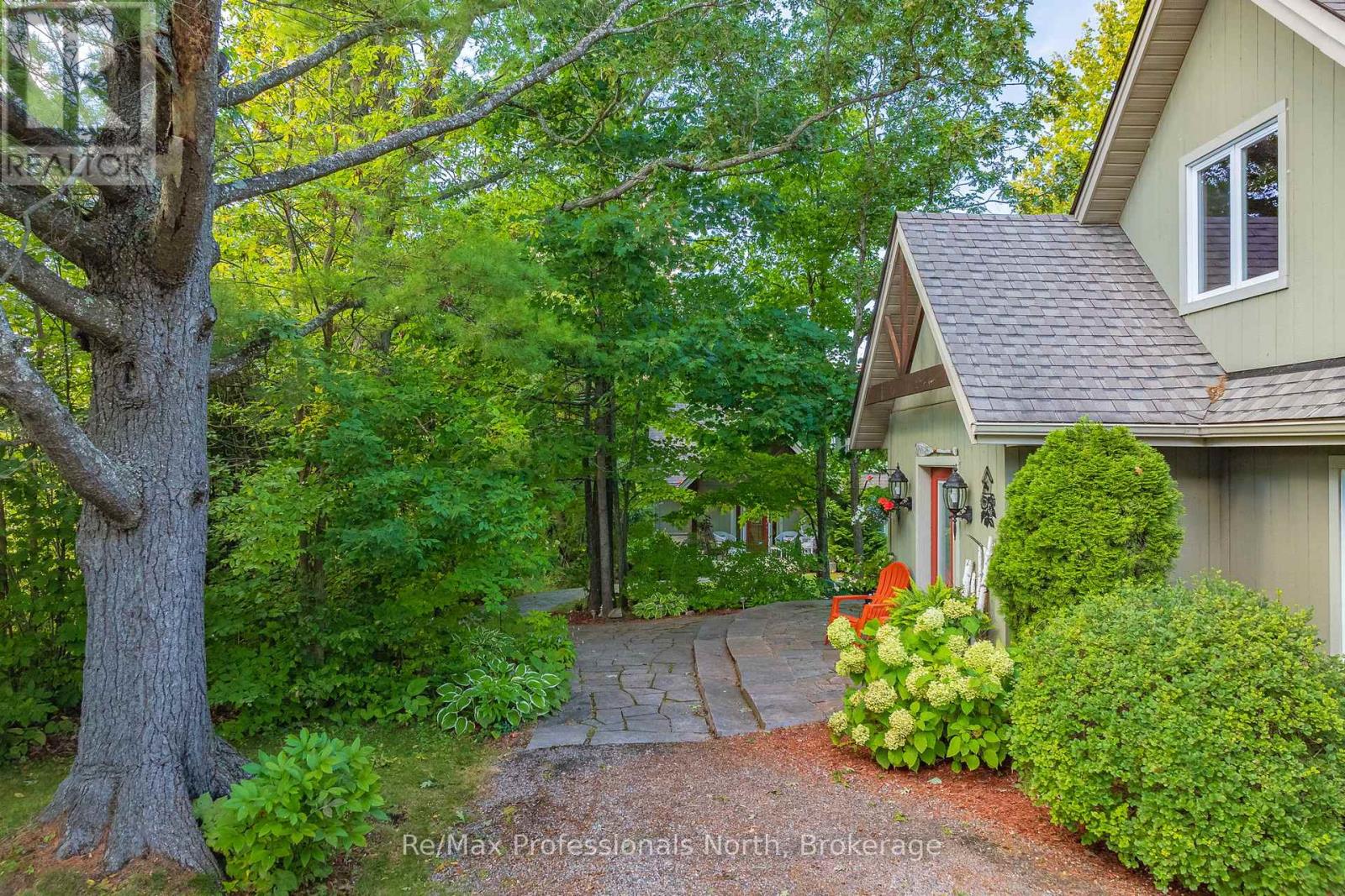 1005 Laidlaw Avenue, Gravenhurst, Ontario  L0K 2B0 - Photo 34 - X11882450