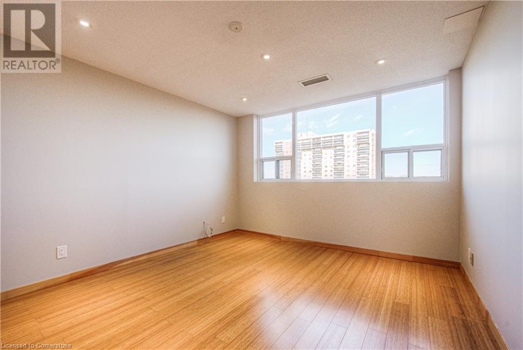 20 Ellen Street E Unit# 703, Kitchener, Ontario  N2H 6R7 - Photo 27 - 40678998