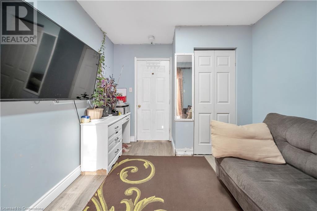 312 Westcourt Place, Waterloo, Ontario  N2L 2R7 - Photo 19 - 40683499