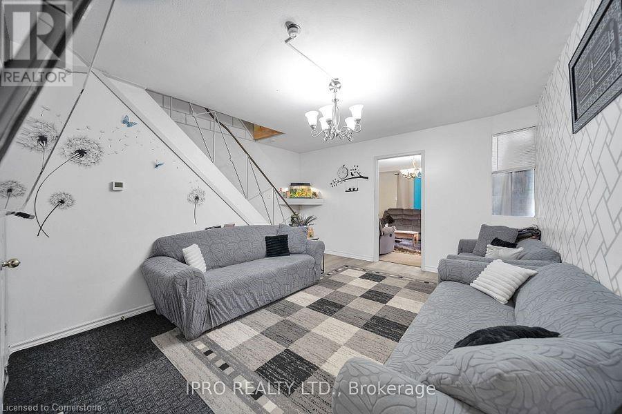 272 Westcourt Place, Waterloo, Ontario  N2L 2R7 - Photo 22 - 40683506