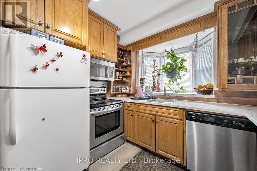 272 Westcourt Place, Waterloo, Ontario  N2L 2R7 - Photo 12 - 40683506