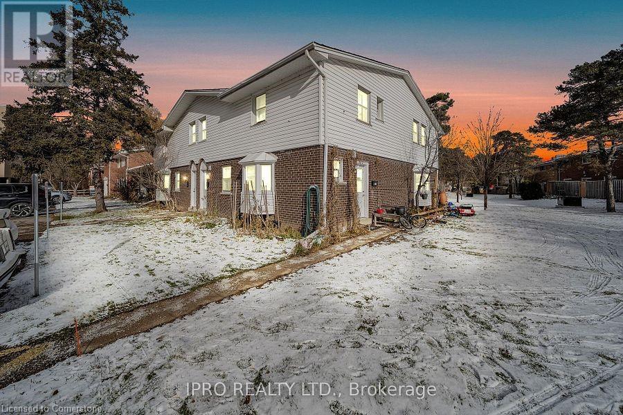 272 WESTCOURT Place, Waterloo, Ontario