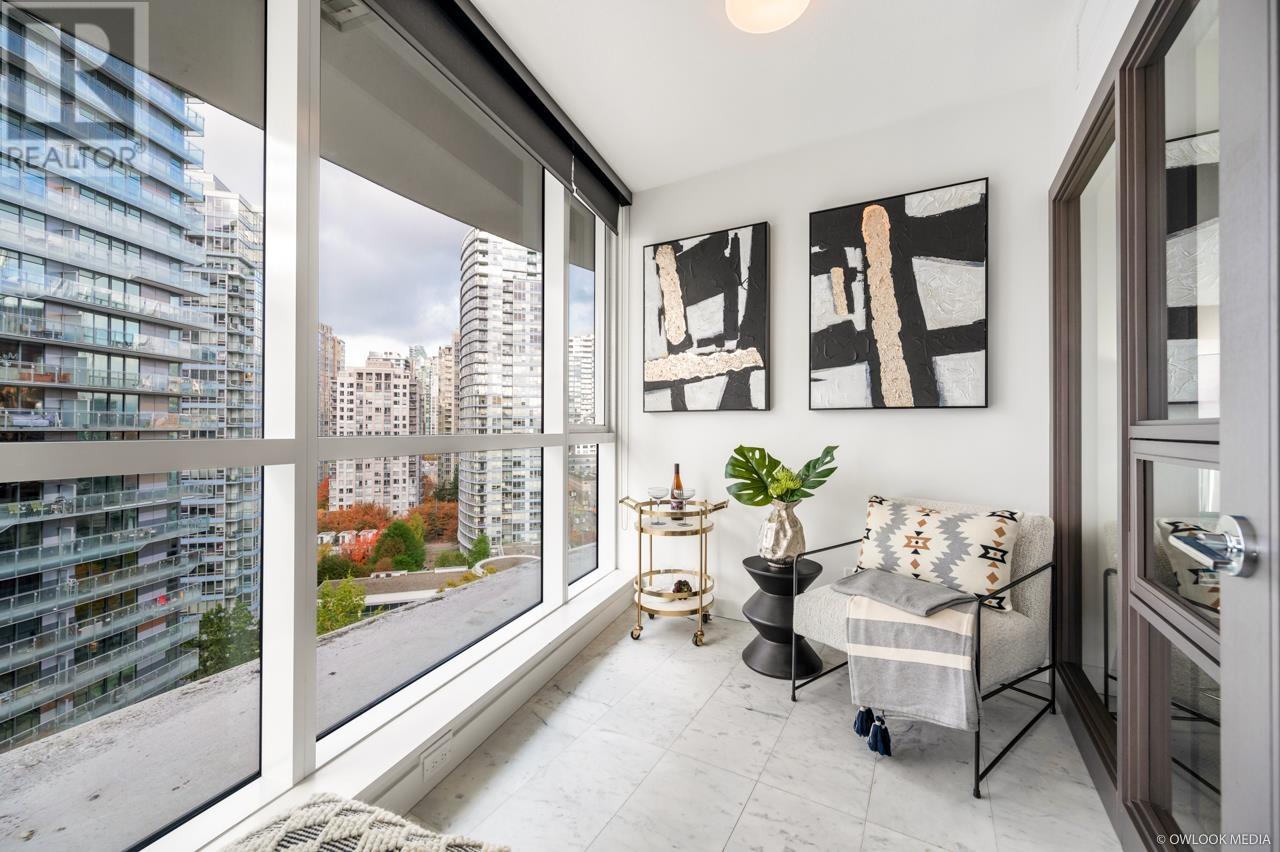 Listing Picture 10 of 36 : 1619 68 SMITHE STREET, Vancouver / 溫哥華 - 魯藝地產 Yvonne Lu Group - MLS Medallion Club Member