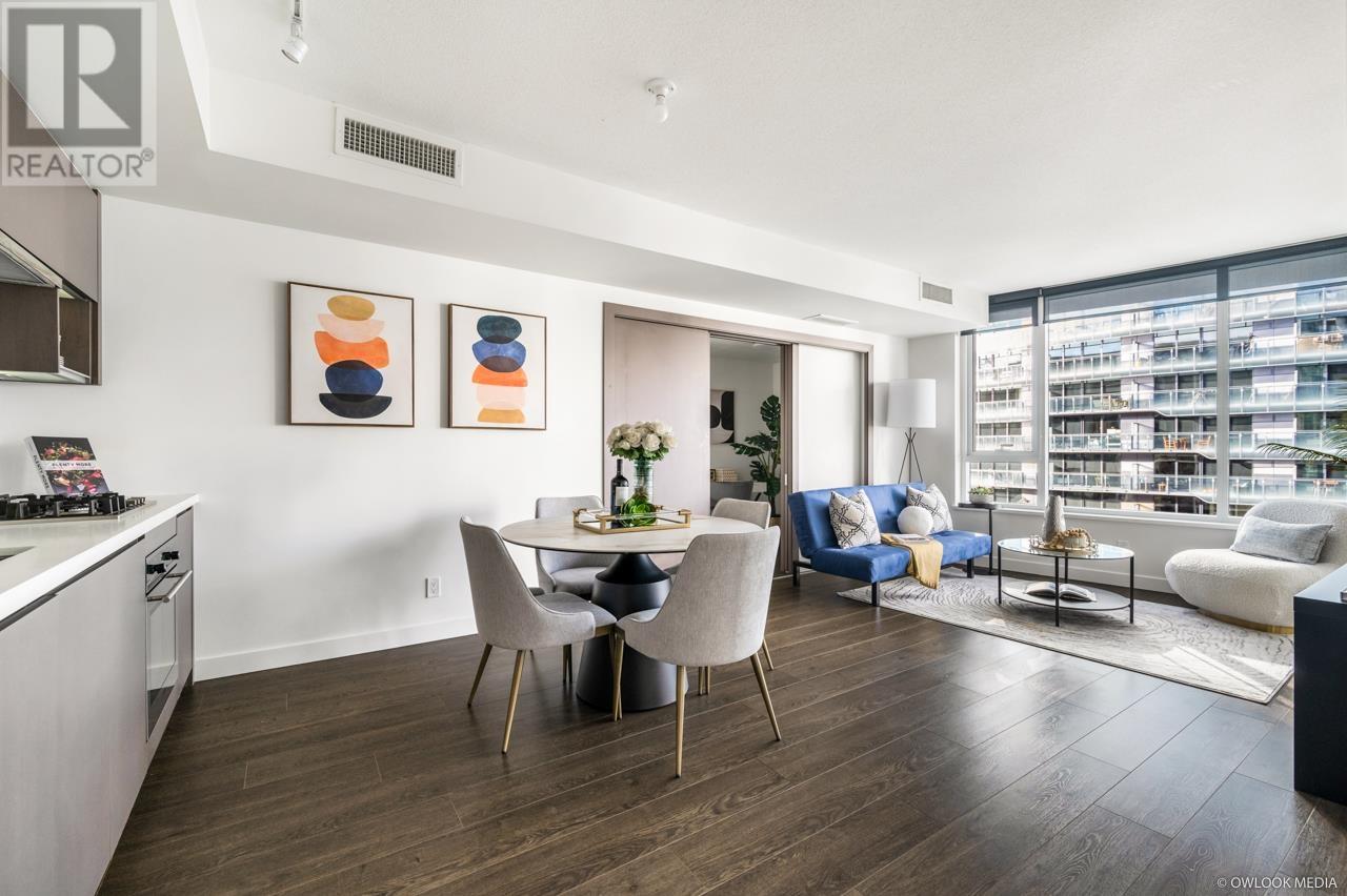 Listing Picture 13 of 36 : 1619 68 SMITHE STREET, Vancouver / 溫哥華 - 魯藝地產 Yvonne Lu Group - MLS Medallion Club Member