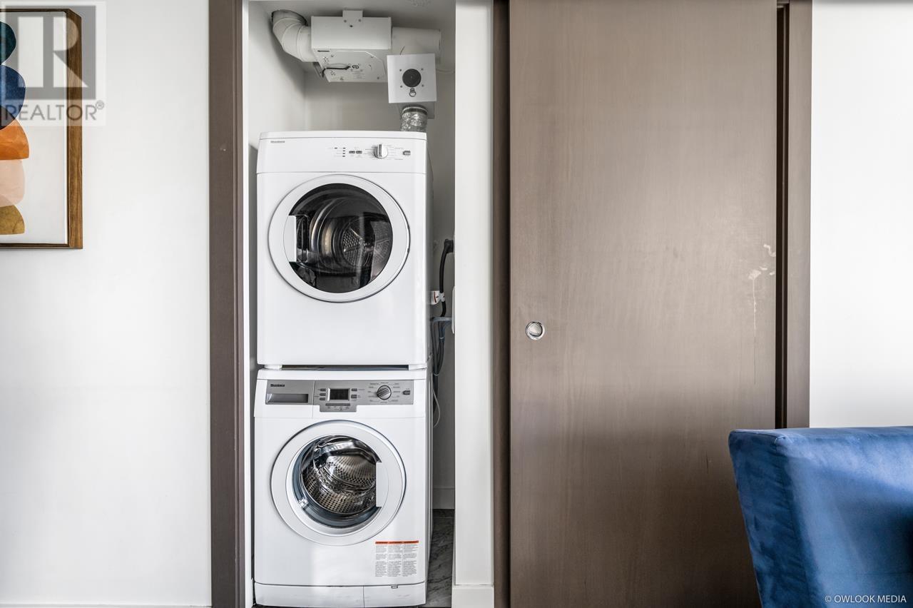 Listing Picture 19 of 36 : 1619 68 SMITHE STREET, Vancouver / 溫哥華 - 魯藝地產 Yvonne Lu Group - MLS Medallion Club Member