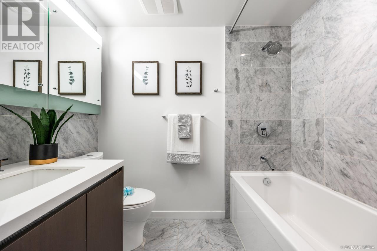 Listing Picture 22 of 36 : 1619 68 SMITHE STREET, Vancouver / 溫哥華 - 魯藝地產 Yvonne Lu Group - MLS Medallion Club Member