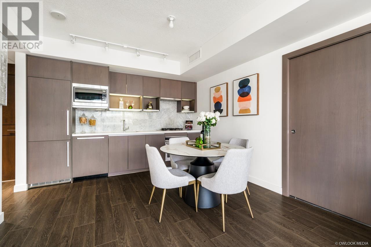 Listing Picture 5 of 36 : 1619 68 SMITHE STREET, Vancouver / 溫哥華 - 魯藝地產 Yvonne Lu Group - MLS Medallion Club Member