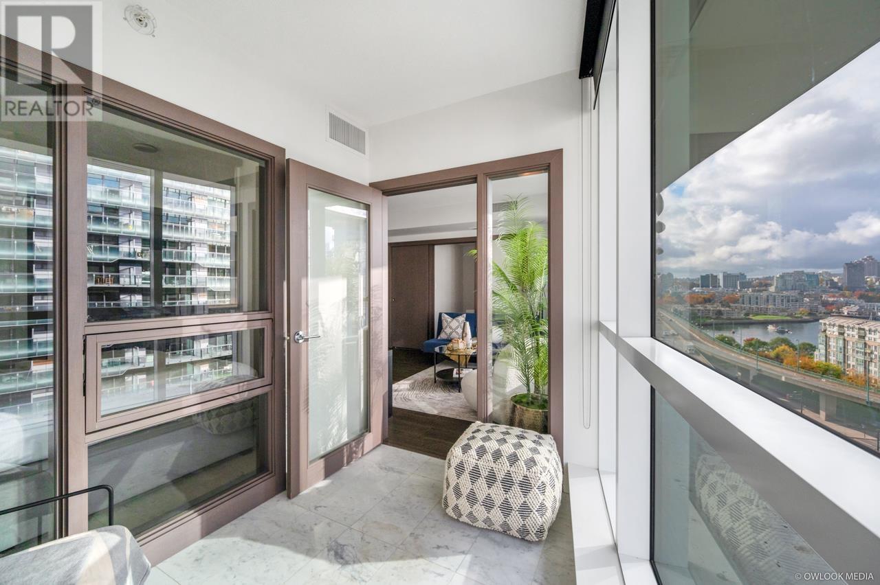 Listing Picture 8 of 36 : 1619 68 SMITHE STREET, Vancouver / 溫哥華 - 魯藝地產 Yvonne Lu Group - MLS Medallion Club Member