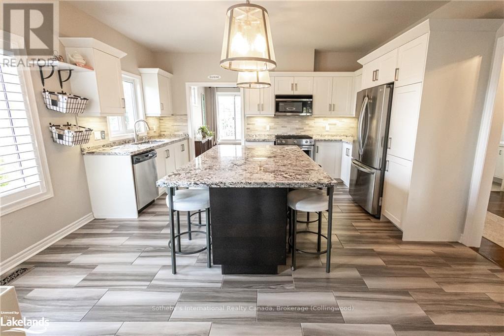 17 Mair Mills Drive, Collingwood, Ontario  L9Y 0A7 - Photo 4 - S10437367