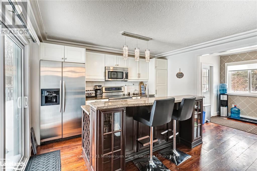 209846 Highway 26, Blue Mountains (Blue Mountain Resort Area), Ontario  L9Y 0L1 - Photo 11 - X10437513