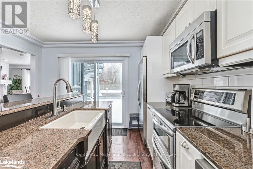 209846 Highway 26, Blue Mountains (Blue Mountain Resort Area), Ontario  L9Y 0L1 - Photo 12 - X10437513