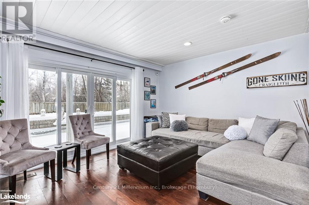 209846 Highway 26, Blue Mountains (Blue Mountain Resort Area), Ontario  L9Y 0L1 - Photo 8 - X10437513