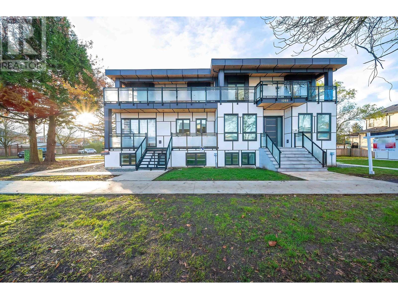 1260 E 54TH AVENUE, Vancouver