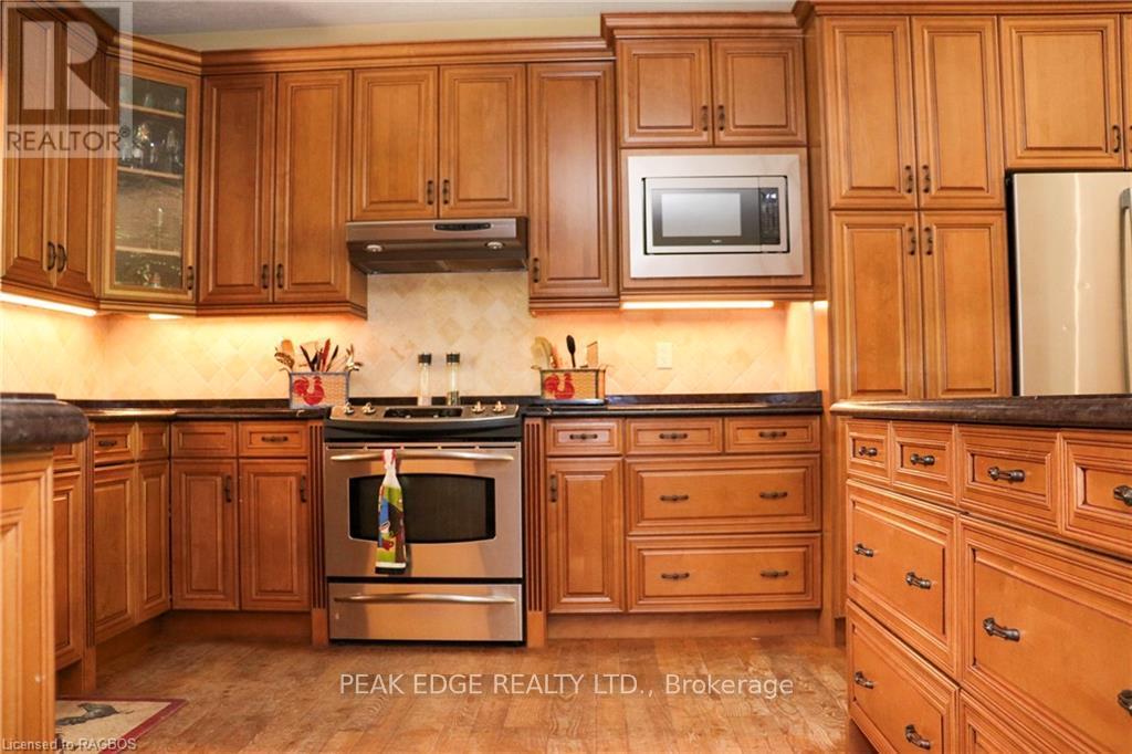 2511 George Parkway, Springwater (Snow Valley), Ontario  L0L 1Y3 - Photo 14 - S10849303