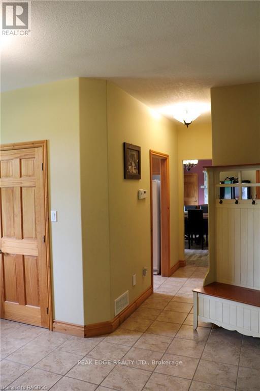 2511 George Parkway, Springwater (Snow Valley), Ontario  L0L 1Y3 - Photo 27 - S10849303