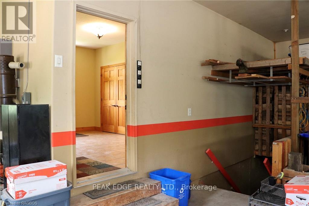 2511 George Parkway, Springwater (Snow Valley), Ontario  L0L 1Y3 - Photo 8 - S10849303