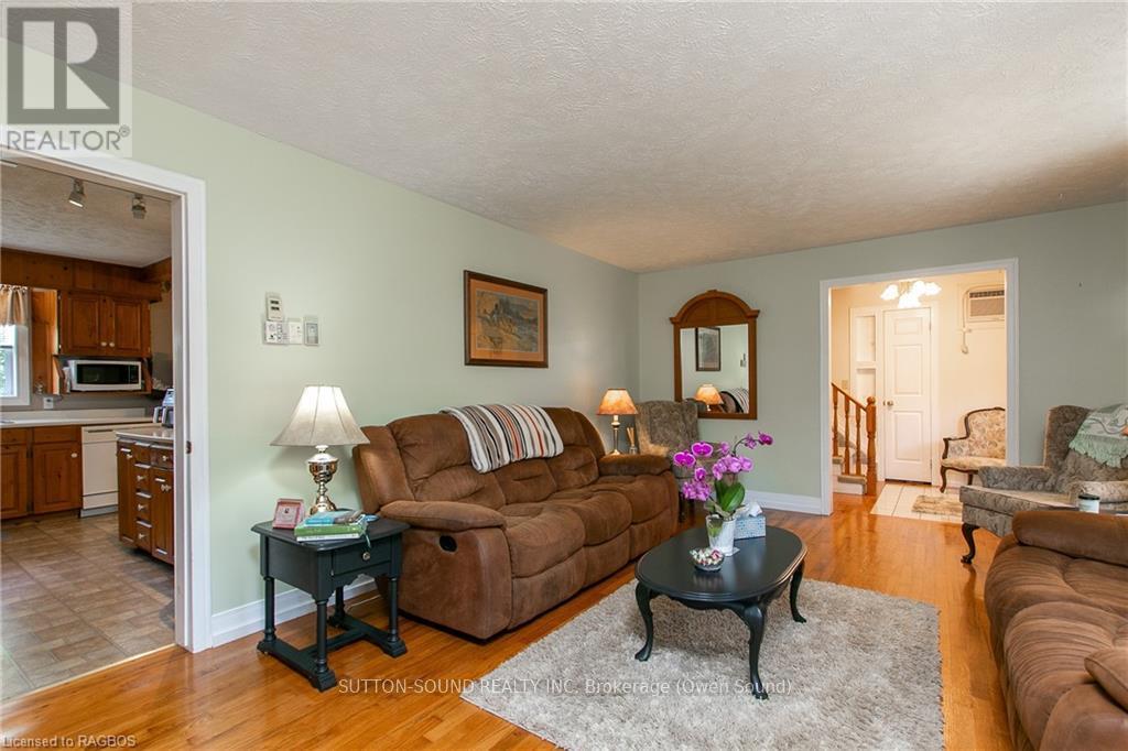 119888 Side Road 315, Georgian Bluffs, Ontario  N0H 2T0 - Photo 10 - X10849195