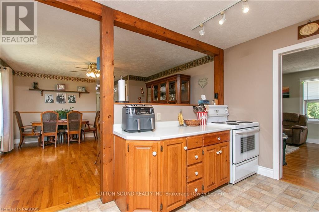 119888 Side Road 315, Georgian Bluffs, Ontario  N0H 2T0 - Photo 13 - X10849195