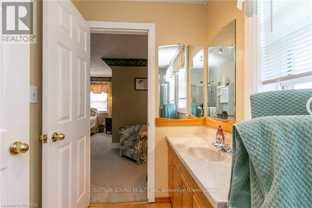 119888 Side Road 315, Georgian Bluffs, Ontario  N0H 2T0 - Photo 31 - X10849195