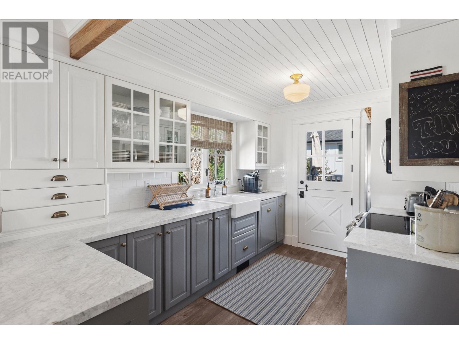 Listing Picture 11 of 40 : 4351 WINDJAMMER DRIVE, Richmond / 烈治文 - 魯藝地產 Yvonne Lu Group - MLS Medallion Club Member