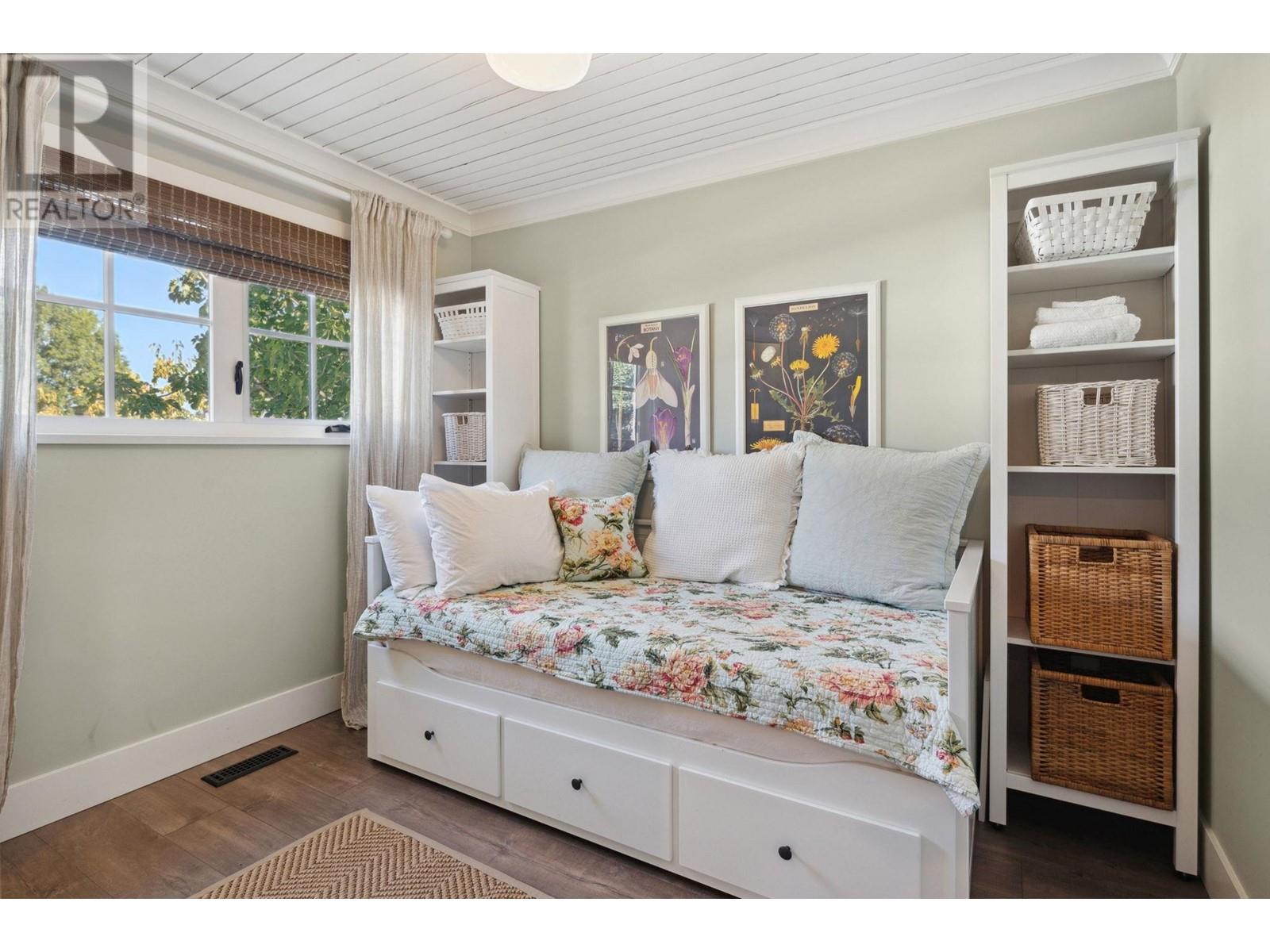 Listing Picture 26 of 40 : 4351 WINDJAMMER DRIVE, Richmond / 烈治文 - 魯藝地產 Yvonne Lu Group - MLS Medallion Club Member
