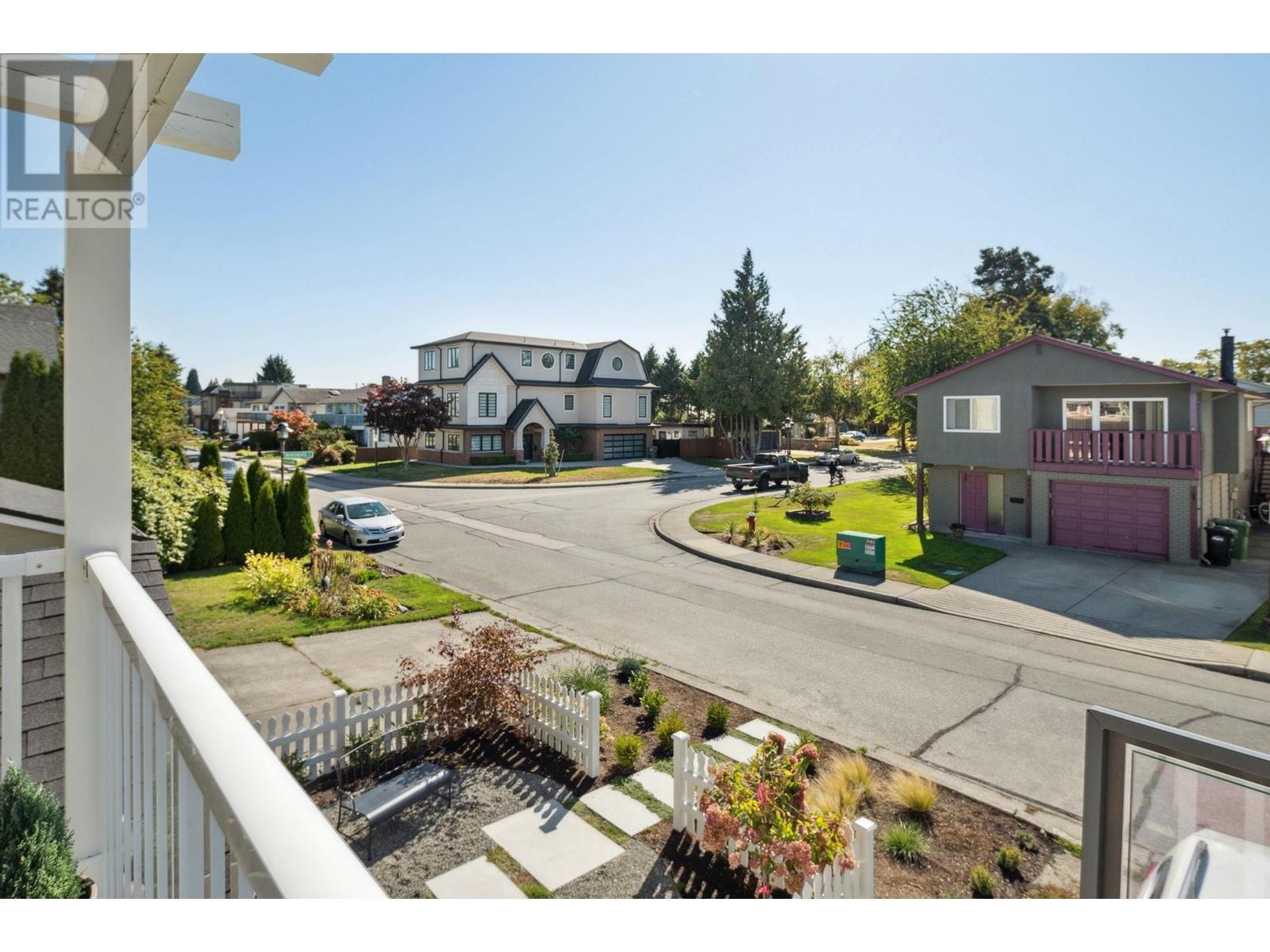 Listing Picture 30 of 40 : 4351 WINDJAMMER DRIVE, Richmond / 烈治文 - 魯藝地產 Yvonne Lu Group - MLS Medallion Club Member