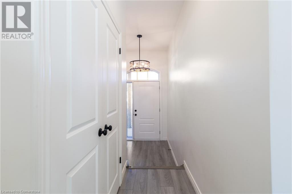 730 Knox Avenue, Hamilton, Ontario  L8H 6K6 - Photo 4 - 40683546