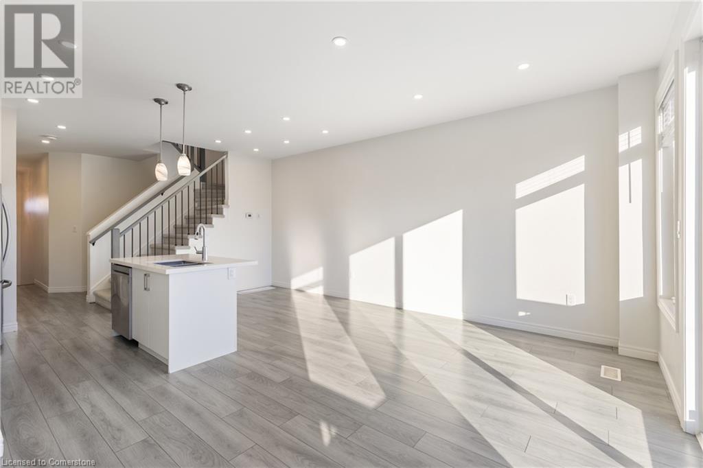 730 Knox Avenue, Hamilton, Ontario  L8H 6K6 - Photo 8 - 40683546