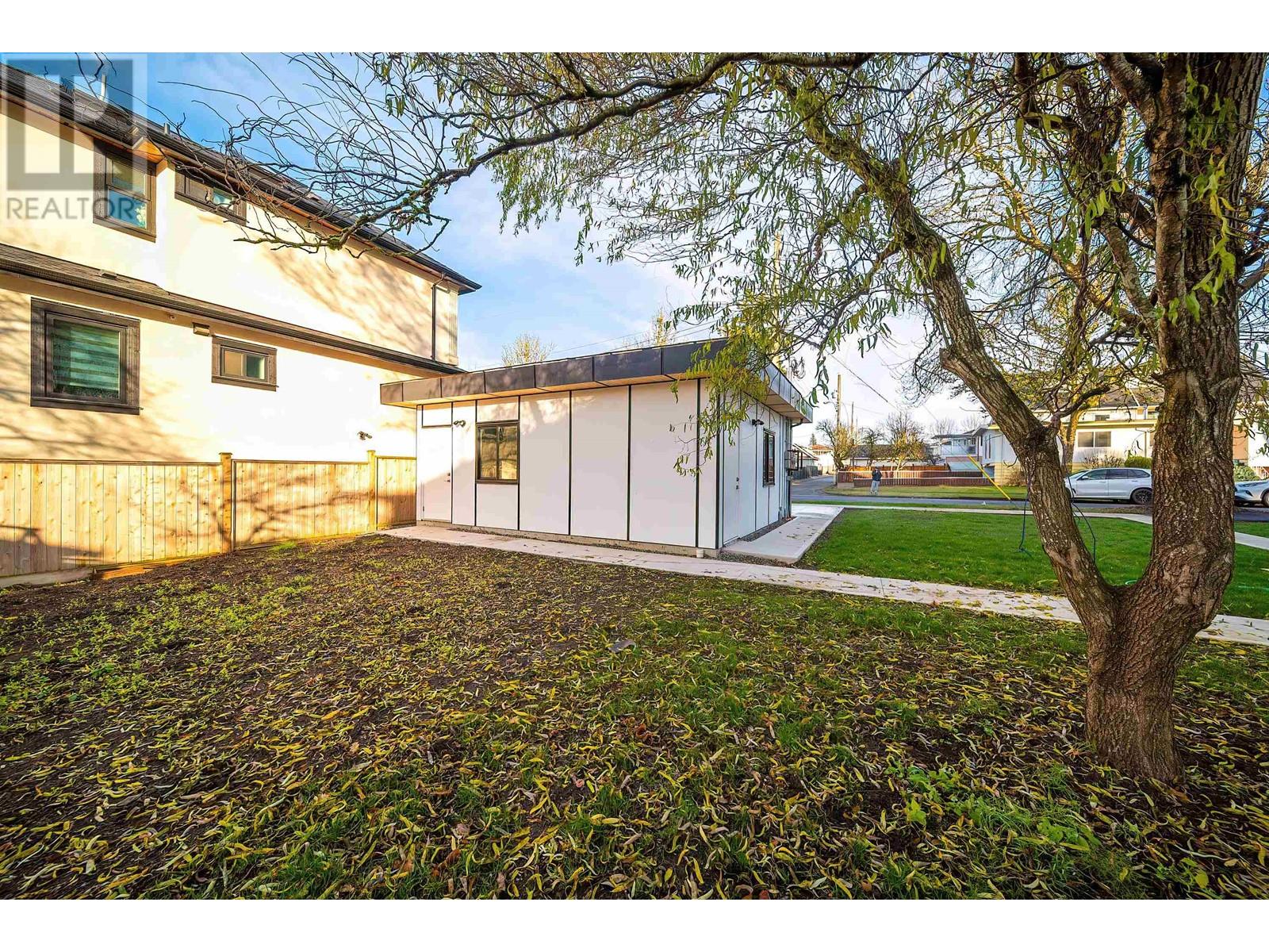 Listing Picture 34 of 40 : 7033 INVERNESS STREET, Vancouver / 溫哥華 - 魯藝地產 Yvonne Lu Group - MLS Medallion Club Member