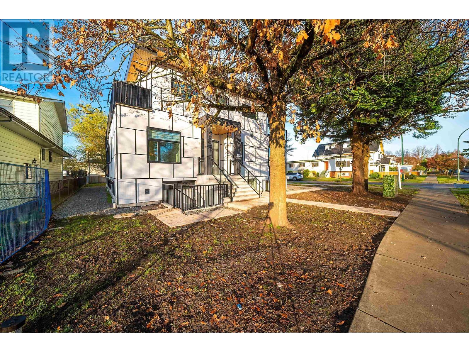 Listing Picture 30 of 40 : 7033 INVERNESS STREET, Vancouver / 溫哥華 - 魯藝地產 Yvonne Lu Group - MLS Medallion Club Member