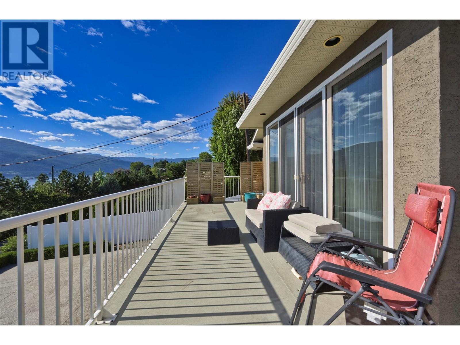 12975 Pixton Road, Lake Country, British Columbia  V4V 1C9 - Photo 12 - 10329553