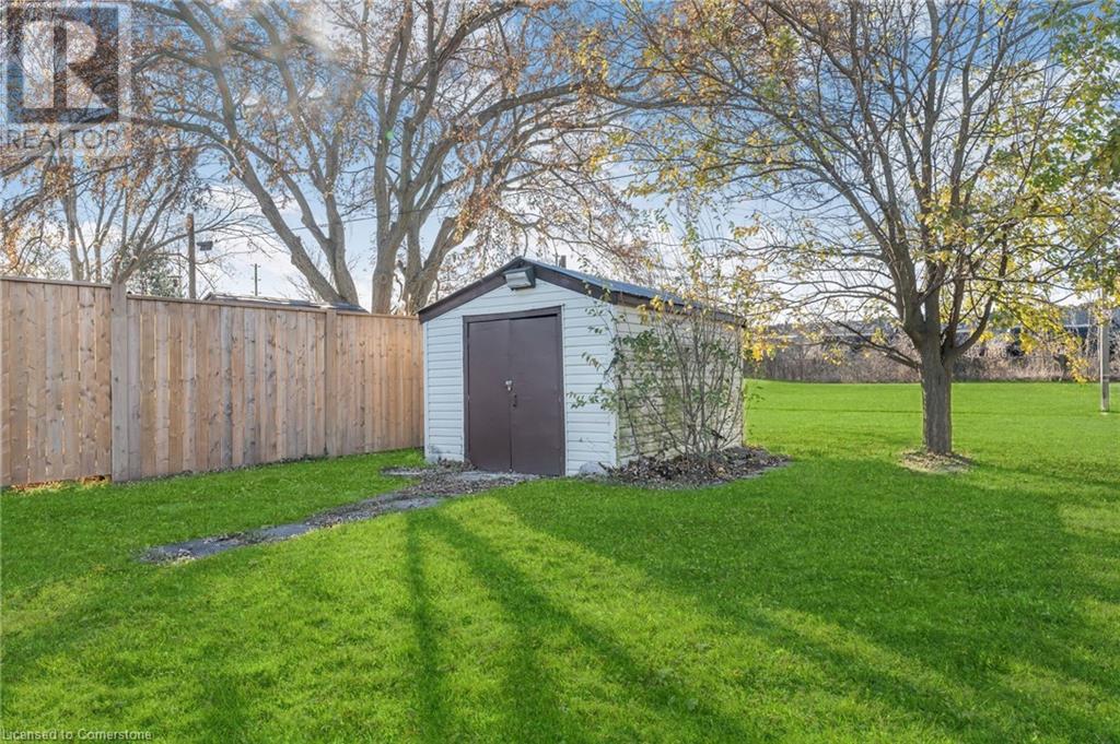 858 Wright Street, Welland, Ontario  L3B 2K9 - Photo 41 - 40683591