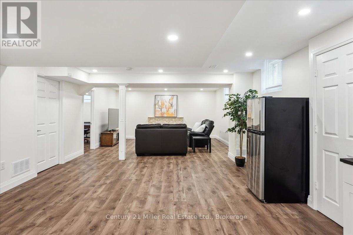 3083 Streamwood Passage, Oakville, Ontario  L6H 0S8 - Photo 25 - W11882786