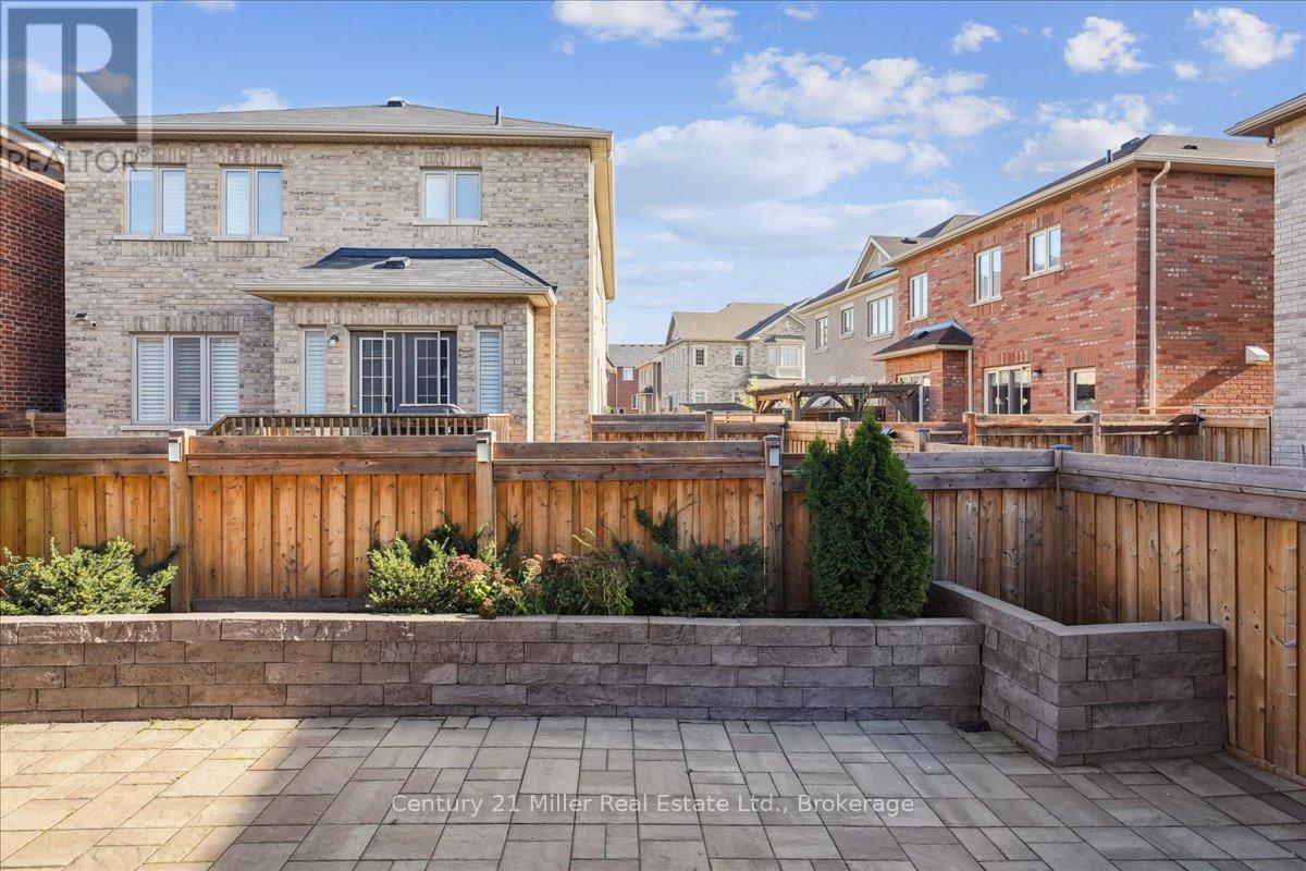 3083 Streamwood Passage, Oakville, Ontario  L6H 0S8 - Photo 33 - W11882786