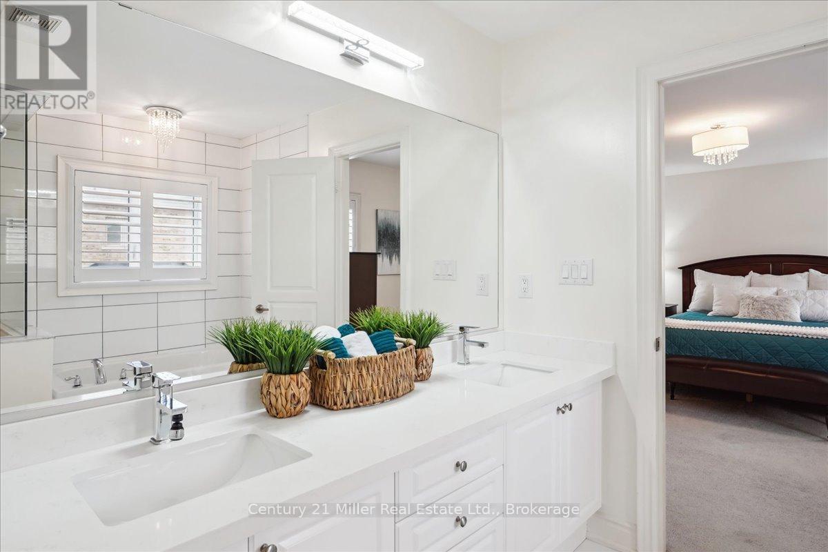 3083 Streamwood Passage, Oakville, Ontario  L6H 0S8 - Photo 14 - W11882821